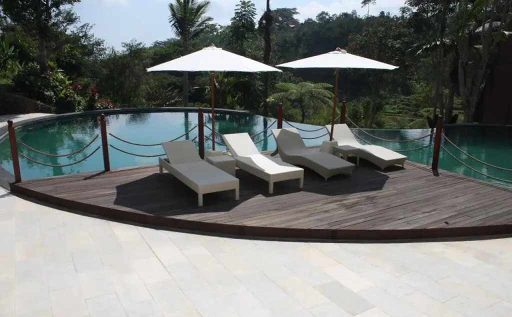 Батурити: Bali Camp