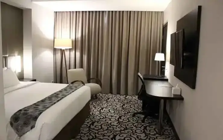 Букиттинги: Grand Royal Denai Hotel