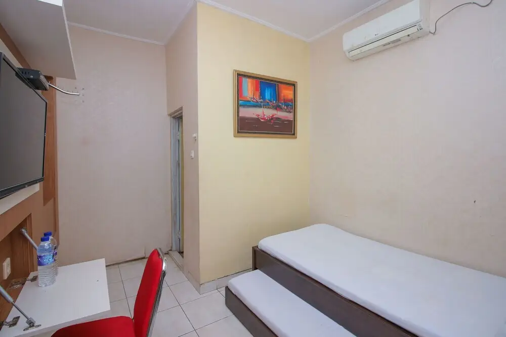 Тегал: KJA Guest House