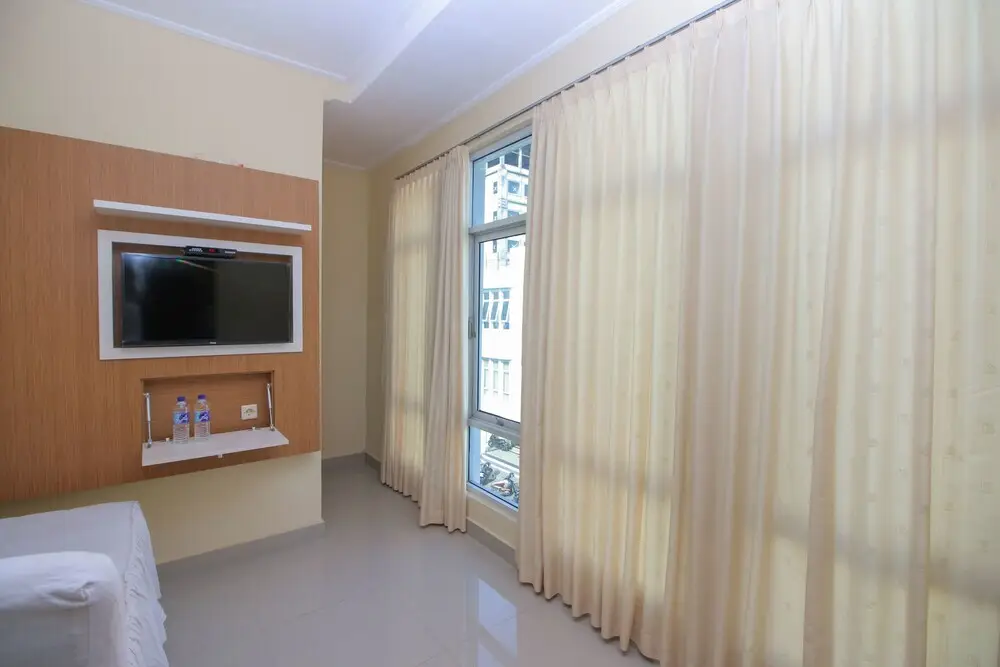 Тегал: KJA Guest House