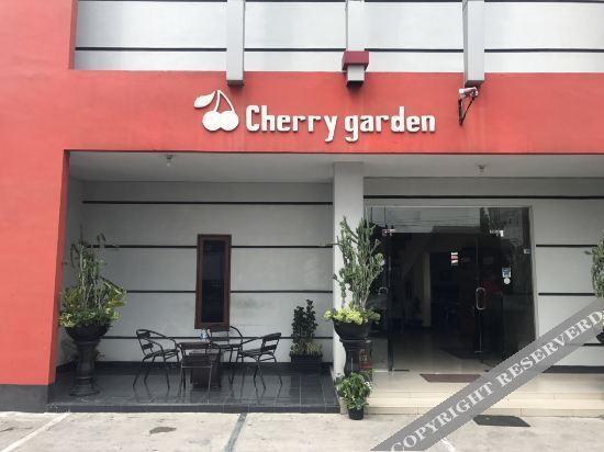 Медан: Cherry Garden Hotel