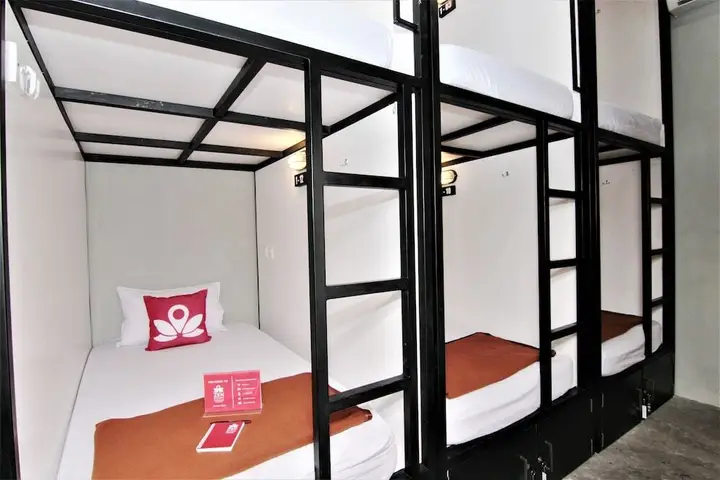 Кута: ZEN Hostel Jalan Patimura Legian