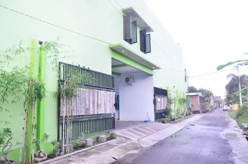 Мадиун: RedDoorz Syariah @ Kartohardjo Madiun