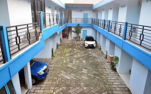 RedDoorz Syariah @ Kartohardjo Madiun — фото 1