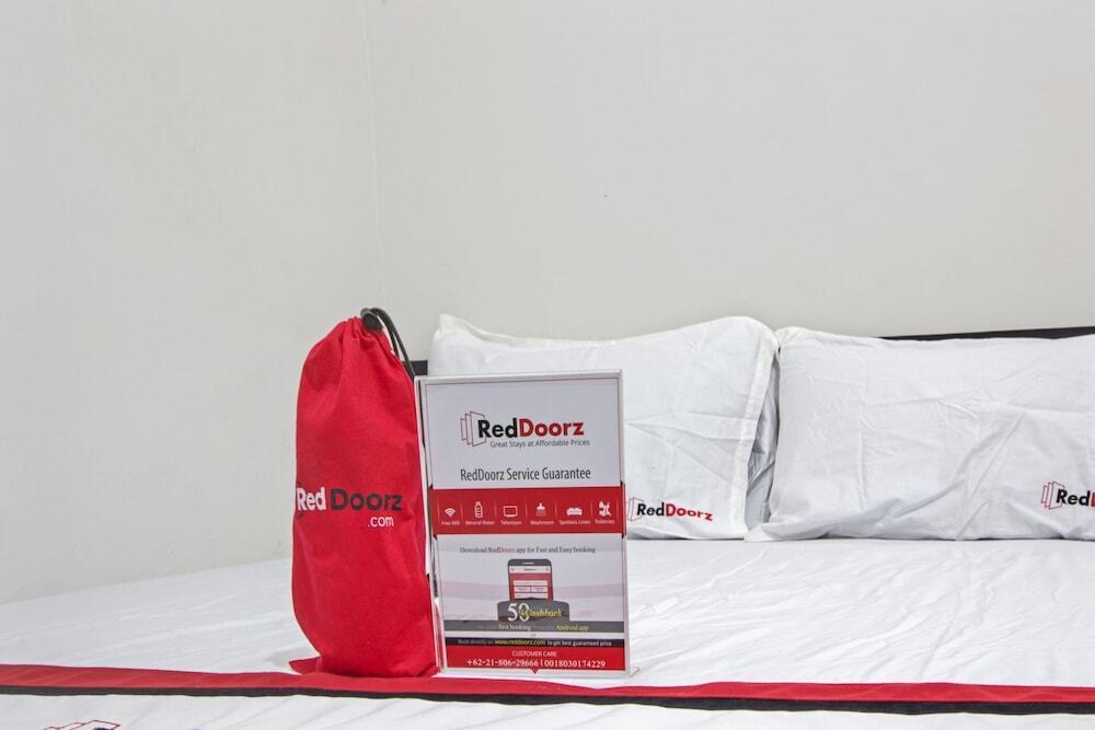 Депок: RedDoorz near Universitas Negeri Yogyakarta 2