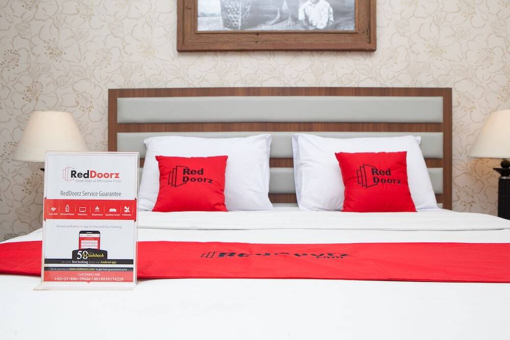 Бандунг: RedDoorz Plus near Bandung Indah Plaza