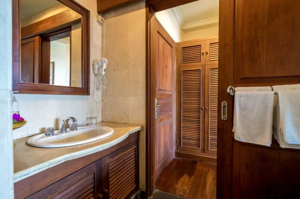 Бангли: Lakeview Eco Lodge
