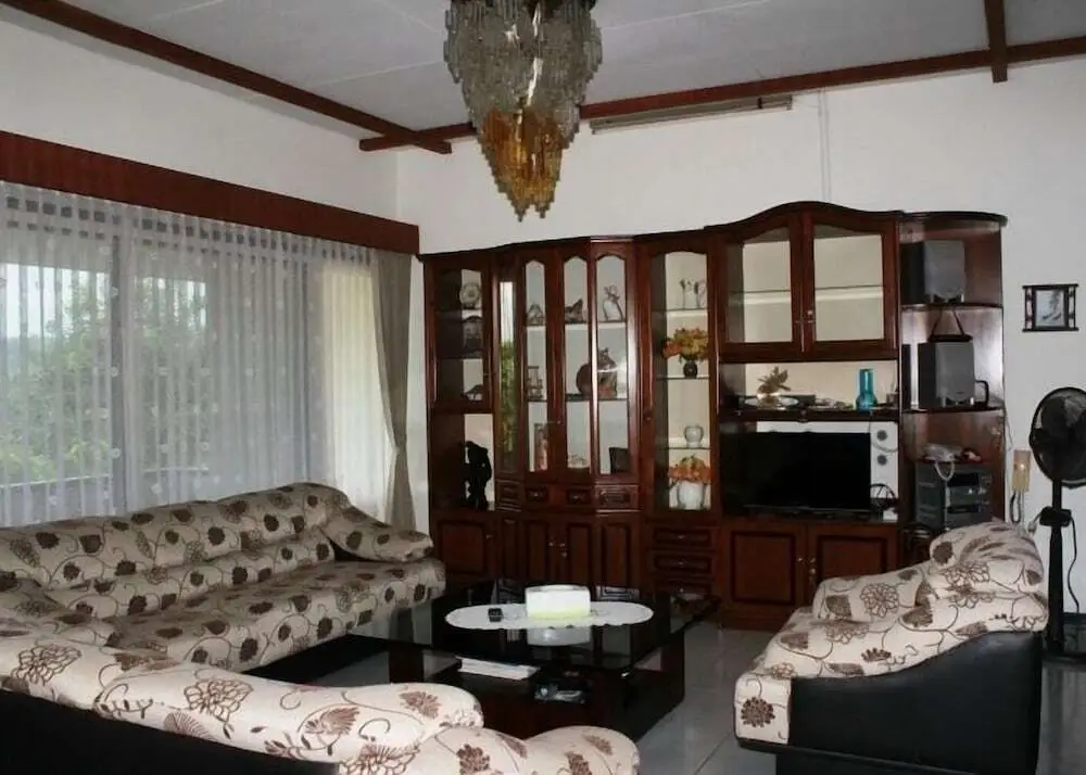 Сименьян: De Dago Pakar Villa by HouseinBandung