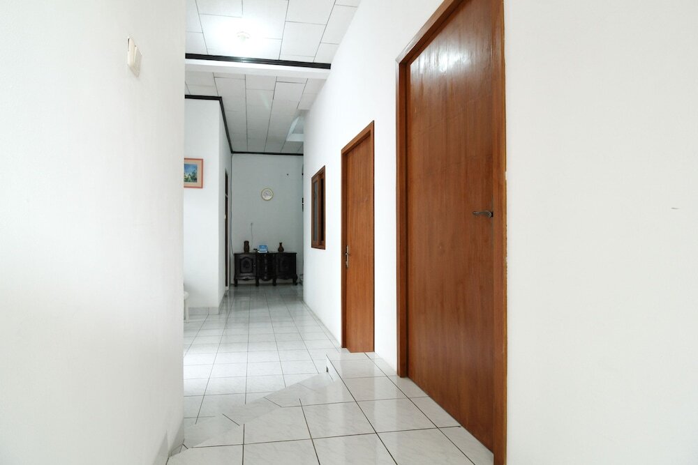 Джакарта: Airy Eco Syariah Kebayoran Baru Blok S Kebalen Enam 30 Jakarta
