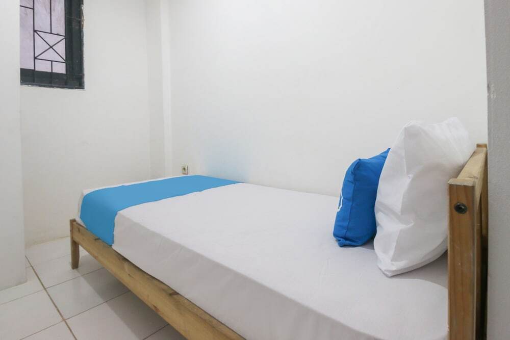 Джакарта: Airy Eco Syariah Ruko Kalideres Indah Dua B8 Jakarta