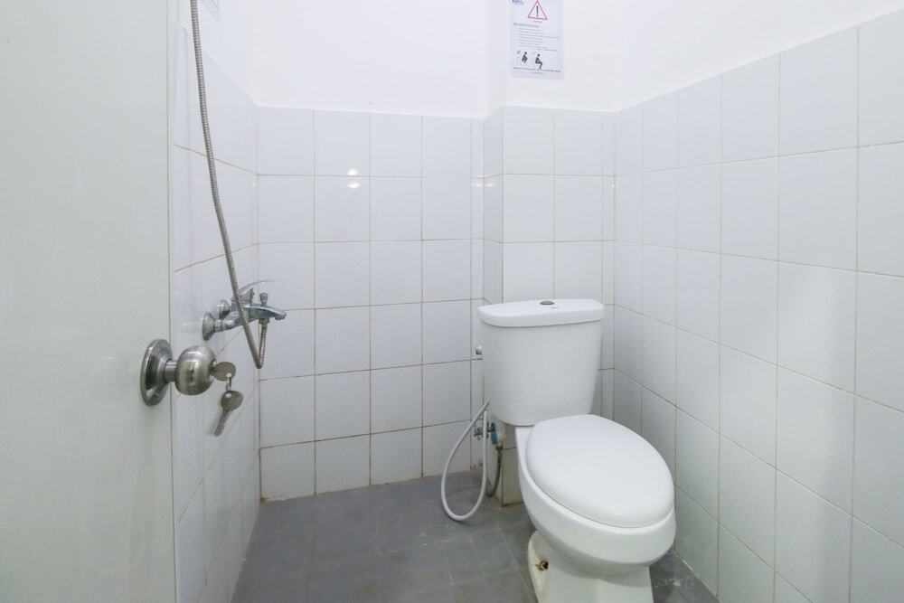Джакарта: Airy Eco Syariah Ruko Kalideres Indah Dua B8 Jakarta