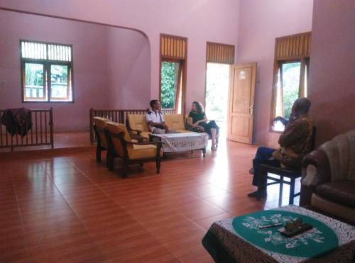 Остров Менджанган: Ijen Transit Homestay