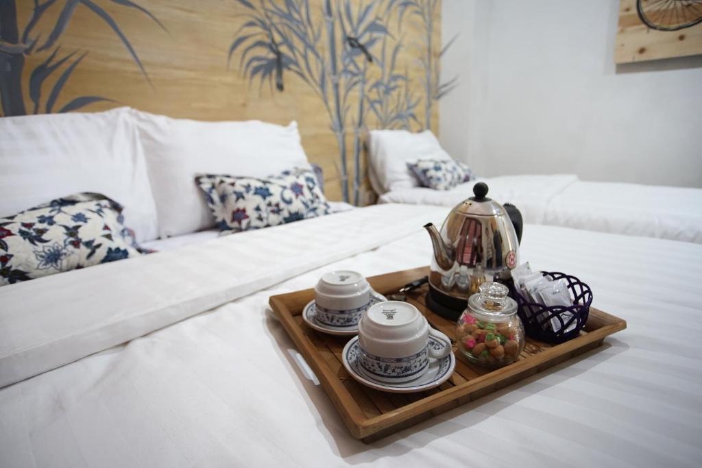 Депок: Omah Njonja Bed & Brasserie