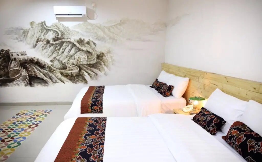 Депок: Omah Njonja Bed & Brasserie