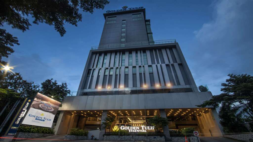 Макассар: Golden Tulip Essential Makassar
