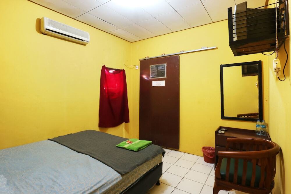 Джакарта: Wisma Riau Lancang Kuning