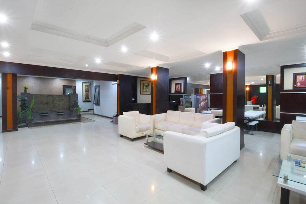 Бандунг: Airy Lengkong Buah Batu 152 Bandung