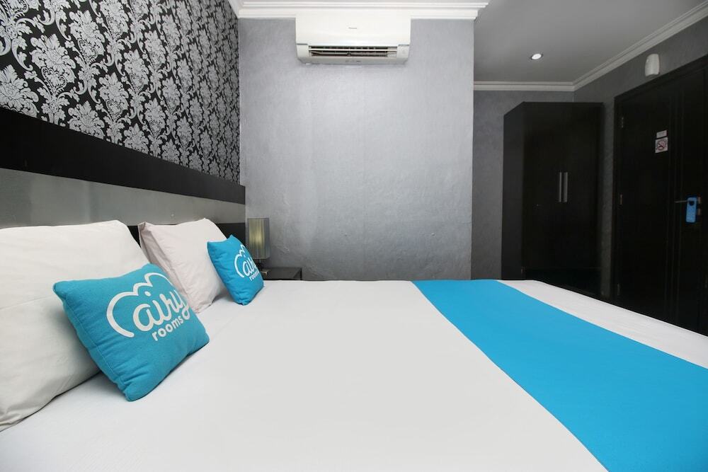 Бандунг: Airy Lengkong Buah Batu 152 Bandung