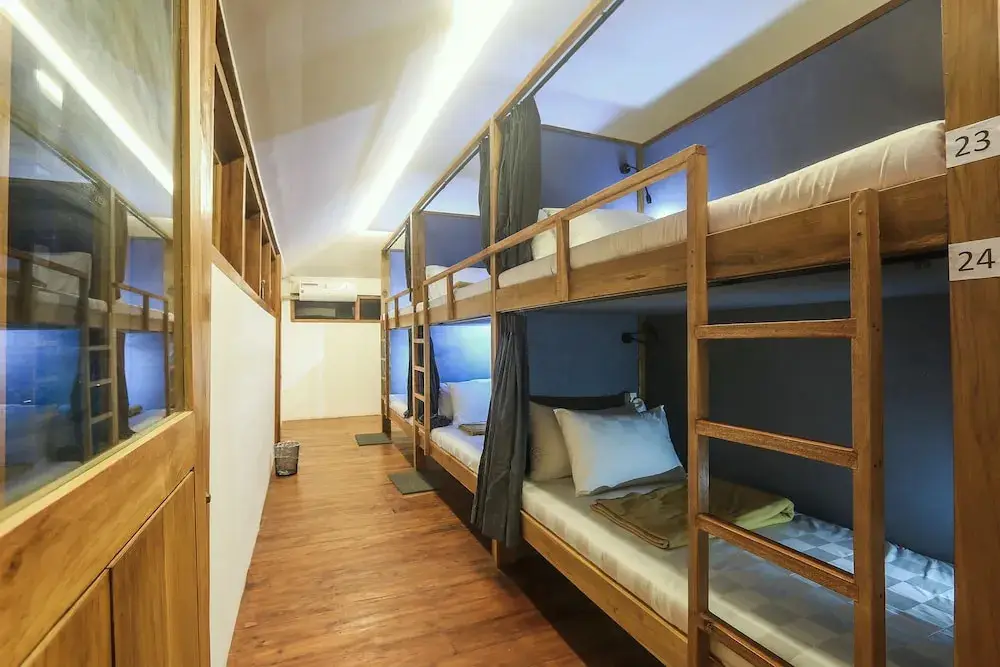 Лабуан-Баджо: Green Hill Bed Station - Hostel