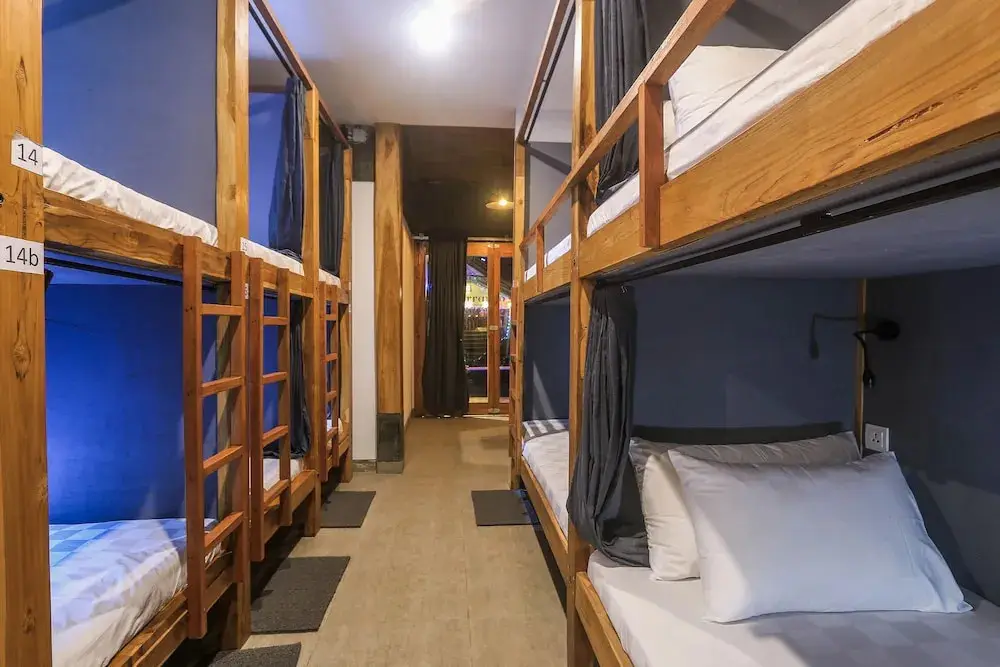 Лабуан-Баджо: Green Hill Bed Station - Hostel