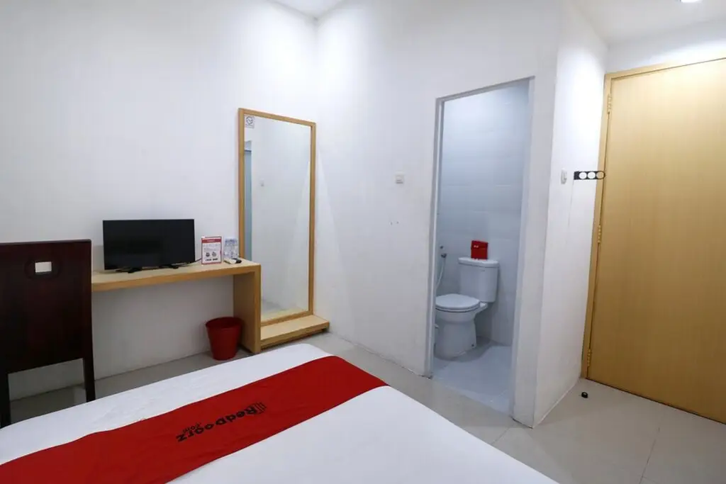 Джакарта: RedDoorz Plus @ Kapuk Business Park