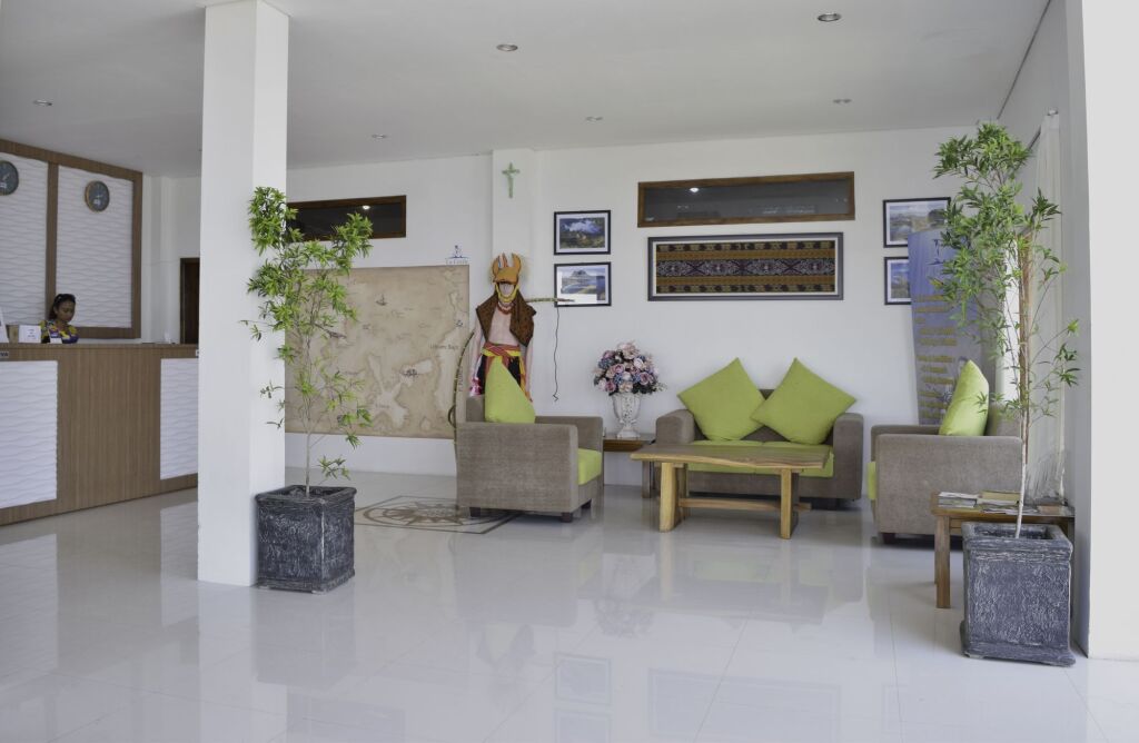 Лабуан-Баджо: La Cecile Hotel and Cafe Komodo