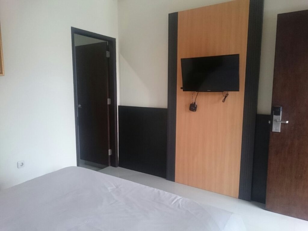 Калипуро: Dormitory Tourism Mirah Banyuwangi
