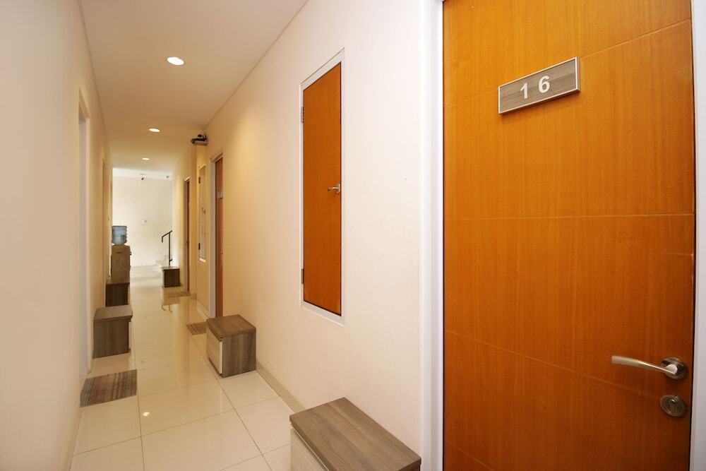 Джакарта: Airy Eco Radio Dalam Raya Gang Anggrek 3 Jakarta