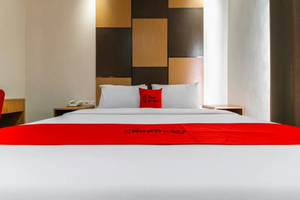 Макассар: RedDoorz Plus near Pantai Losari
