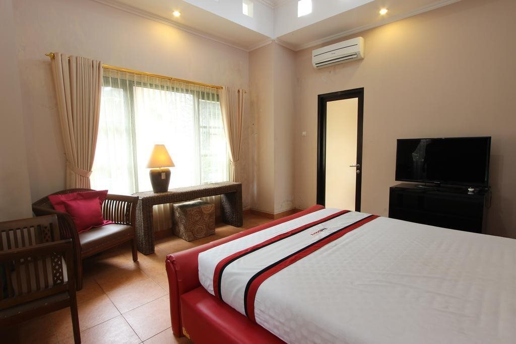 Депок: RedDoorz near Casa Grande