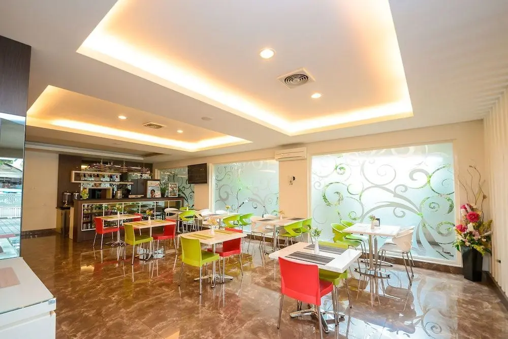 Макассар: Airy Biringkanaya Bulurokeng Botolempangan Raya 53 Makassar