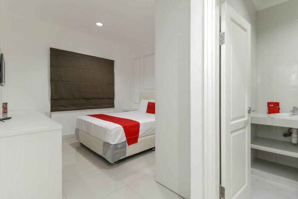 Джакарта: RedDoorz Plus @ Setiabudi Barat