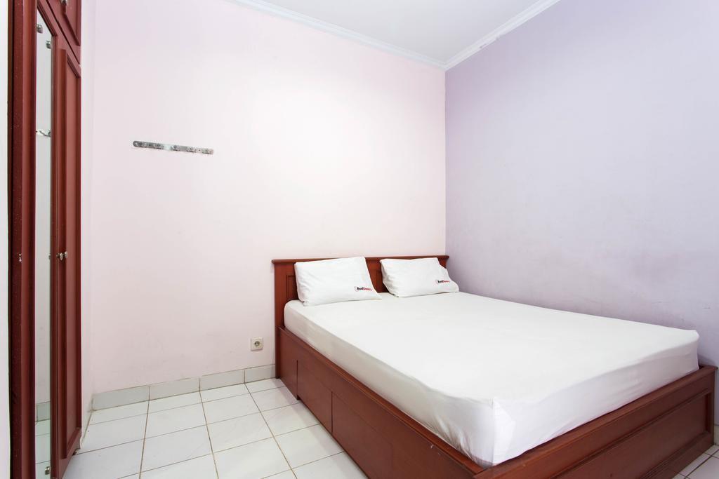 Джакарта: RedDoorz @ Mangga Besar Raya