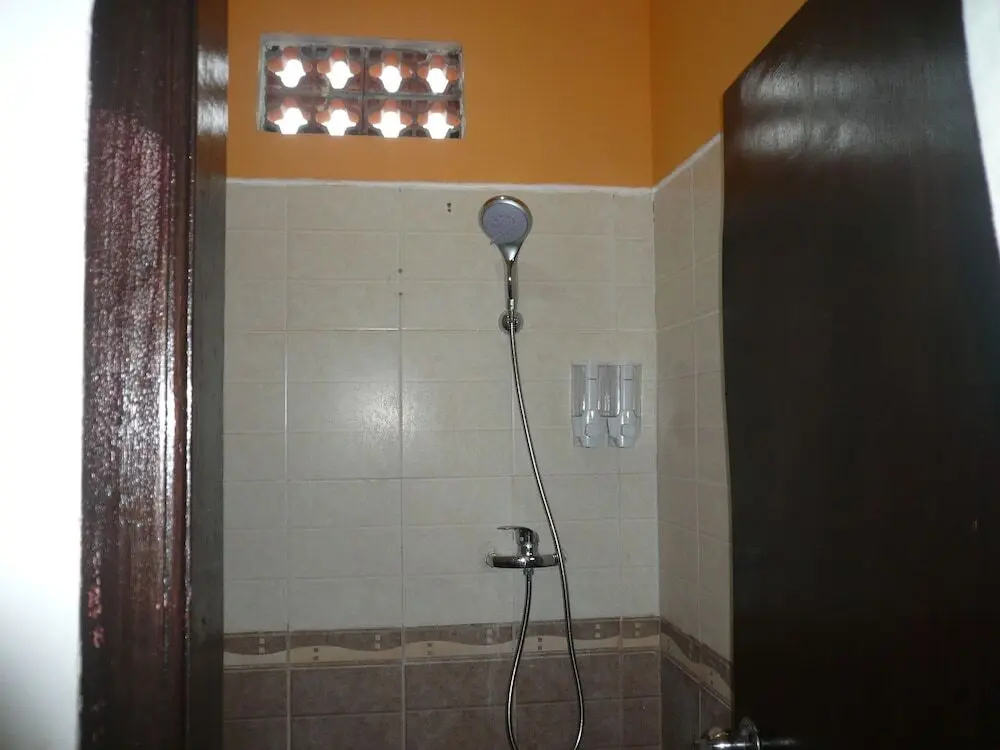 Пурвакерти: Yunni Guesthouse