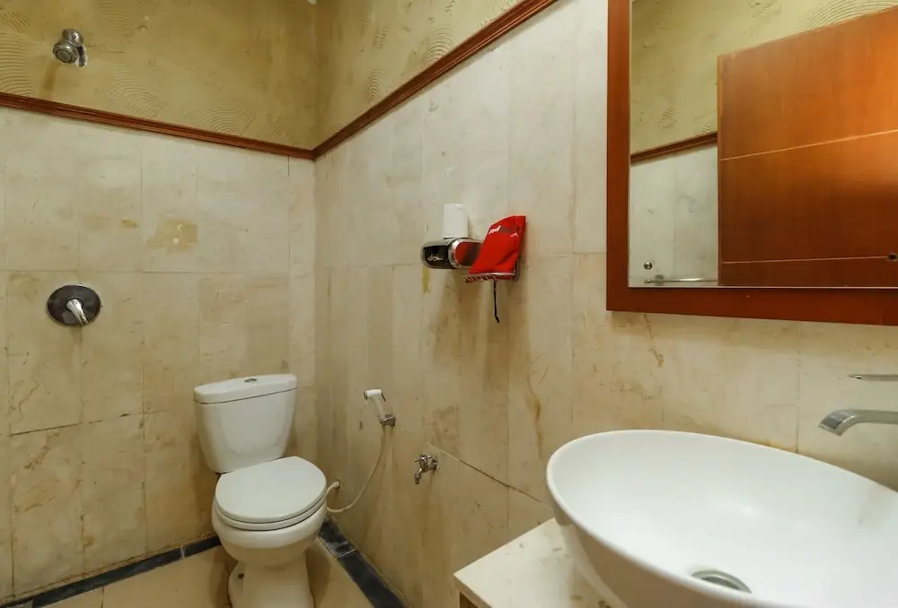 Сукарайя: RedDoorz @ Desa Cijulang Sentul