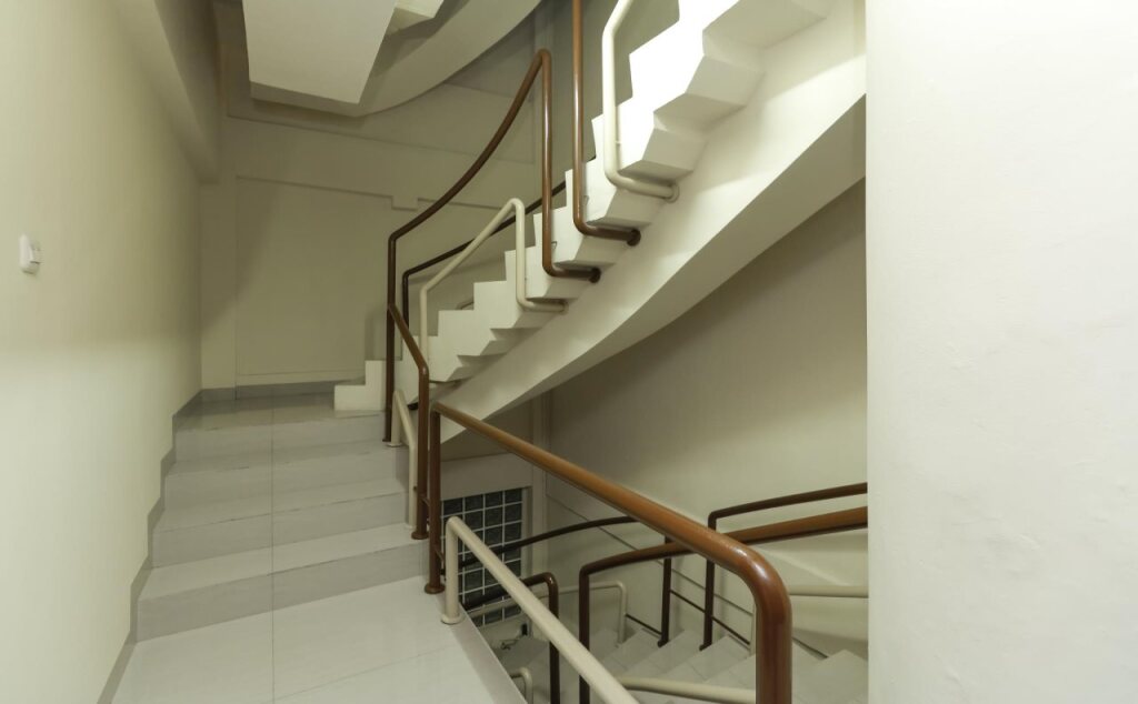 Джакарта: RedDoorz Plus near Harmoni Gajah Mada