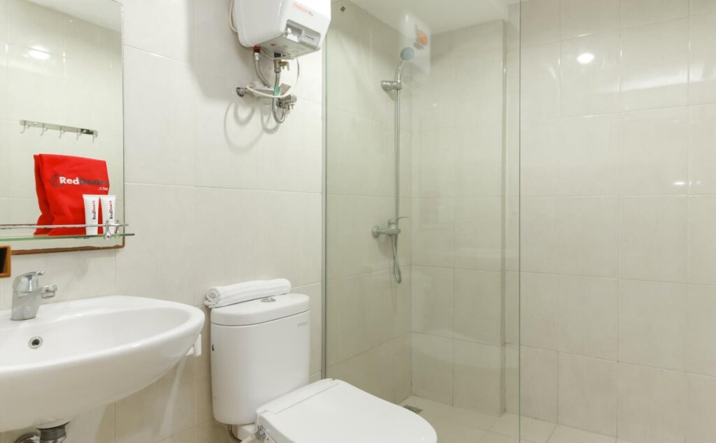 Джакарта: RedDoorz Plus near Harmoni Gajah Mada