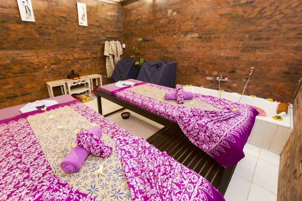 Чангу: Kubal Bed and Living