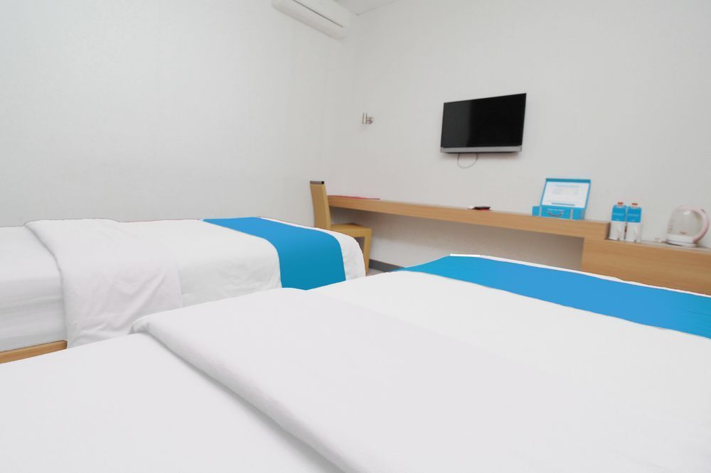 Джокьякарта: Airy Gondokusuman Urip Sumoharjo 64 Yogyakarta