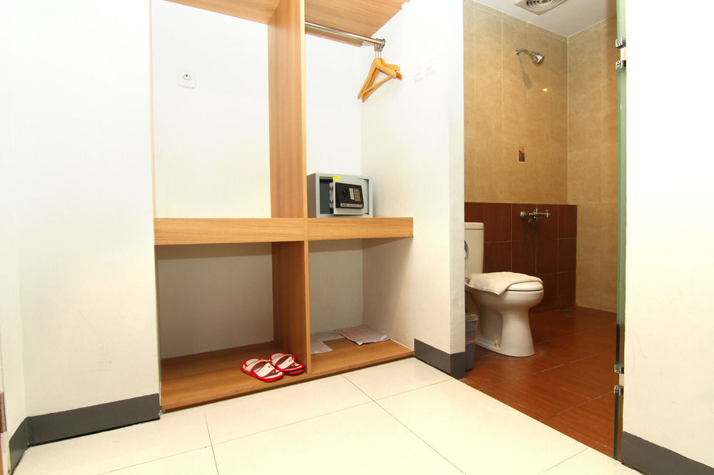 Джокьякарта: Airy Gondokusuman Urip Sumoharjo 64 Yogyakarta
