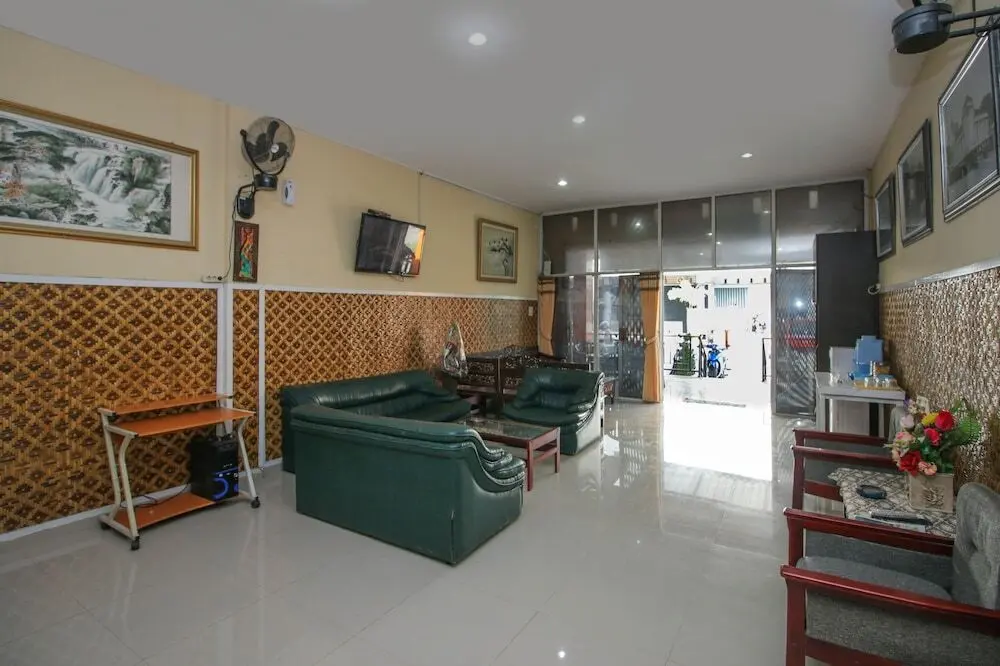 Тегал: Airy Eco Mintaragen Nirmala Square Tegal