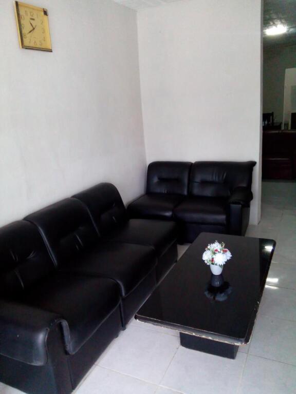 Бату: Samawa Homestay