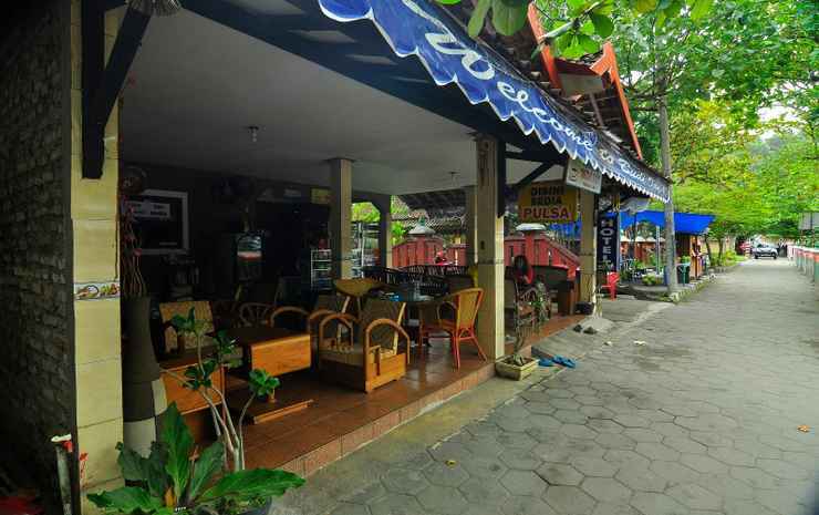 Парангтритис: Hotel Dan Restoran Budi INN 1