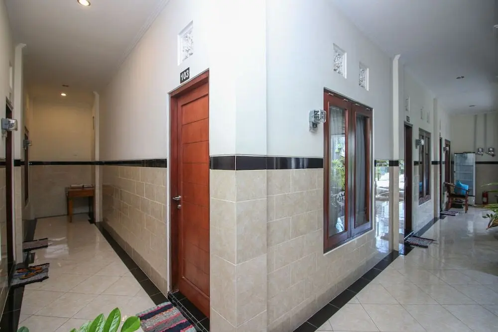 Падангсамбиан: Airy Denpasar Barat Gunung Tangkuban Perahu 5 Bali