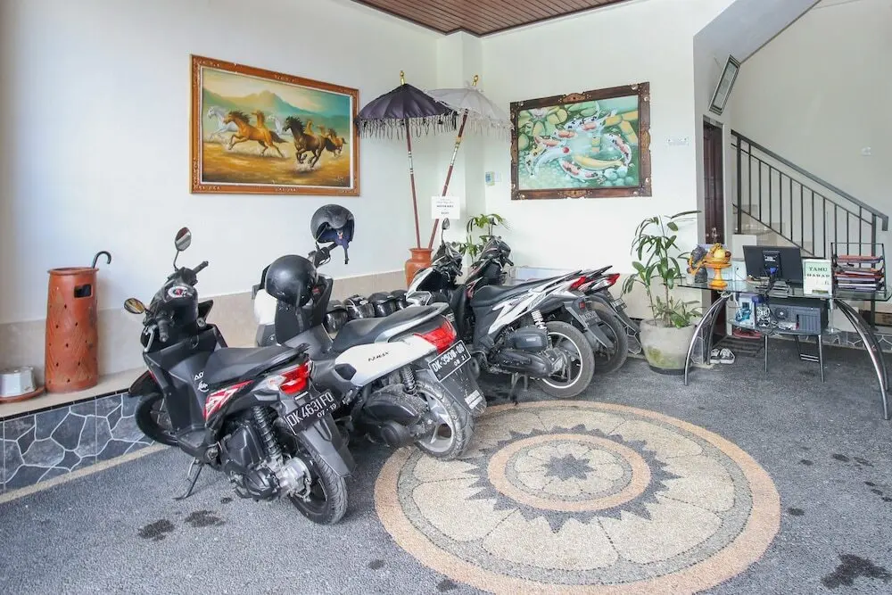 Падангсамбиан: Airy Denpasar Barat Gunung Tangkuban Perahu 5 Bali