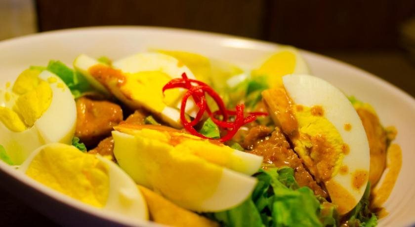 Танджунг Редеб: Kedai Kopi Kampus Singkuang