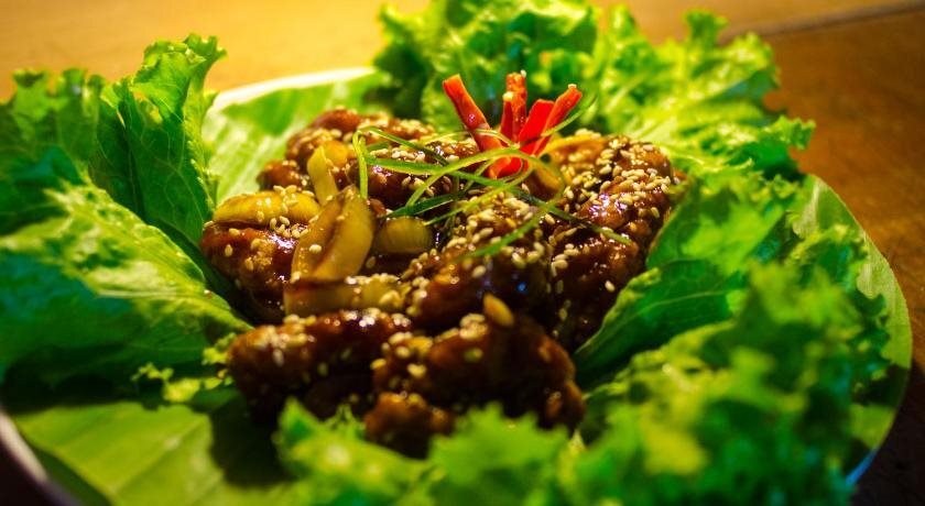 Танджунг Редеб: Kedai Kopi Kampus Singkuang