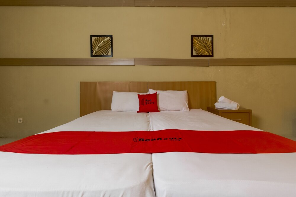 Сукарайя: RedDoorz near Gumati Waterpark