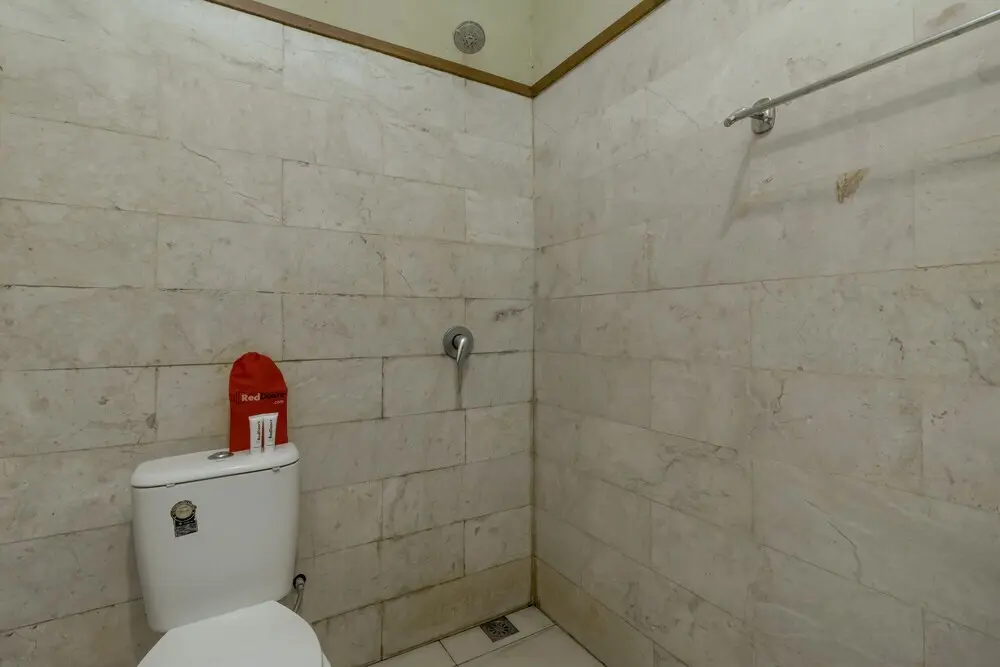 Сукарайя: RedDoorz near Gumati Waterpark