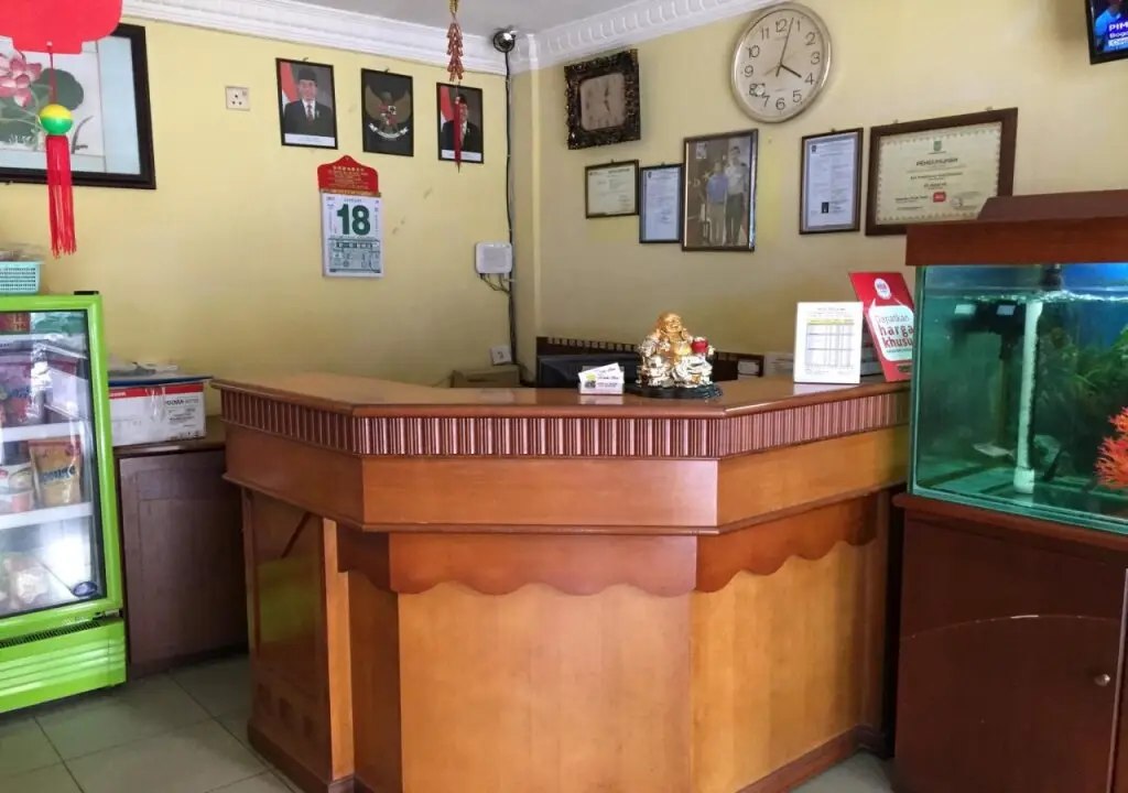 Hotel NIVILA INN — фото 1